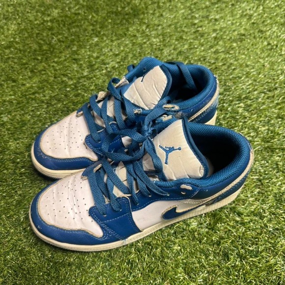 White / Royal Blue‎ / Grey) – Size 5.5Y - Picture 2 of 8